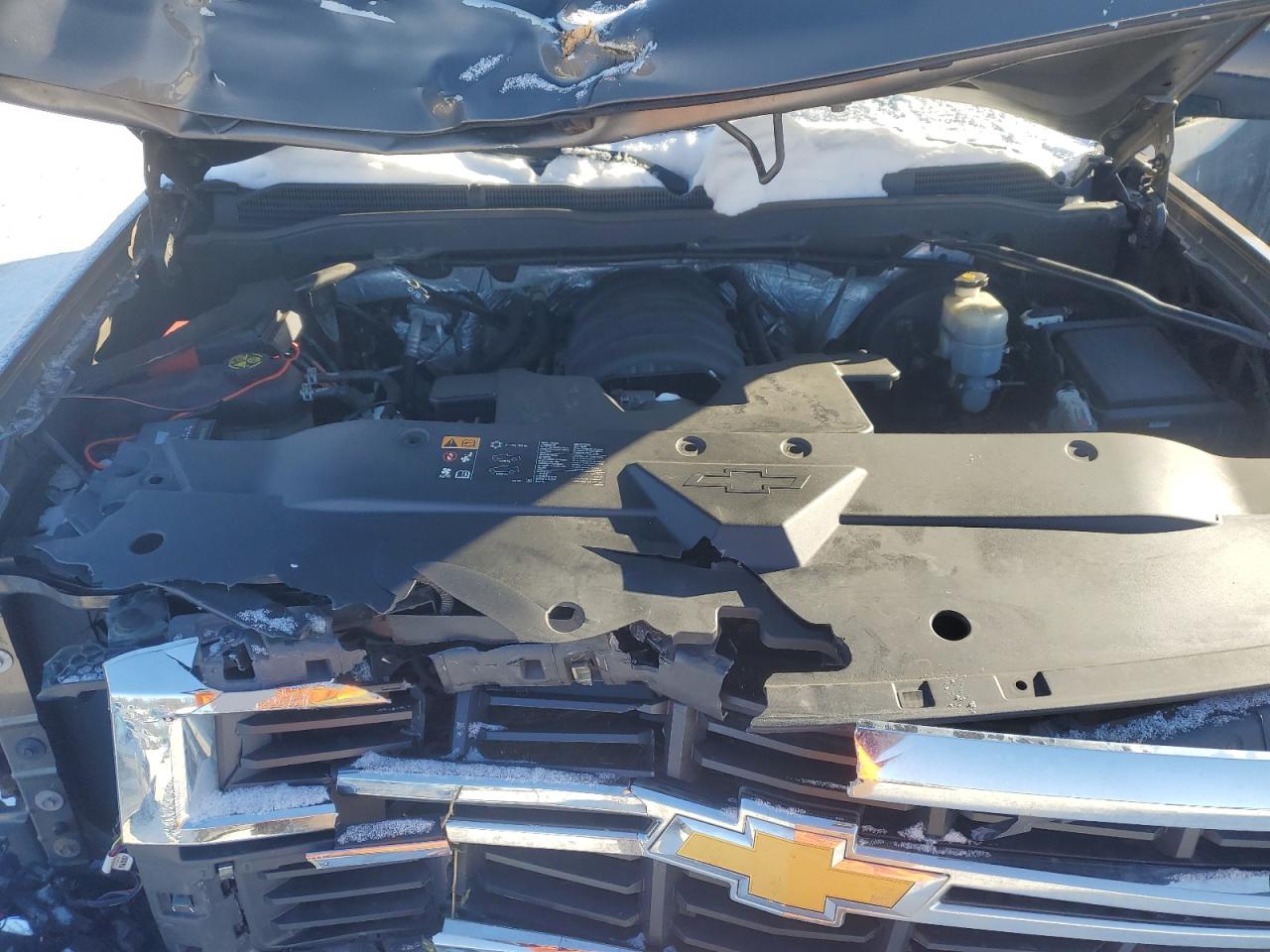 2015 Chevrolet Silverado - Image 11