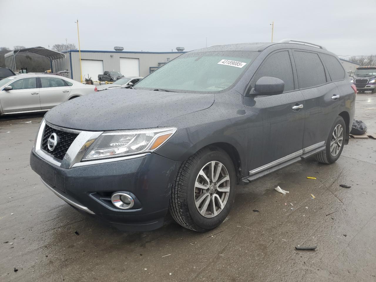 2013 Nissan Pathfinder - Image 1
