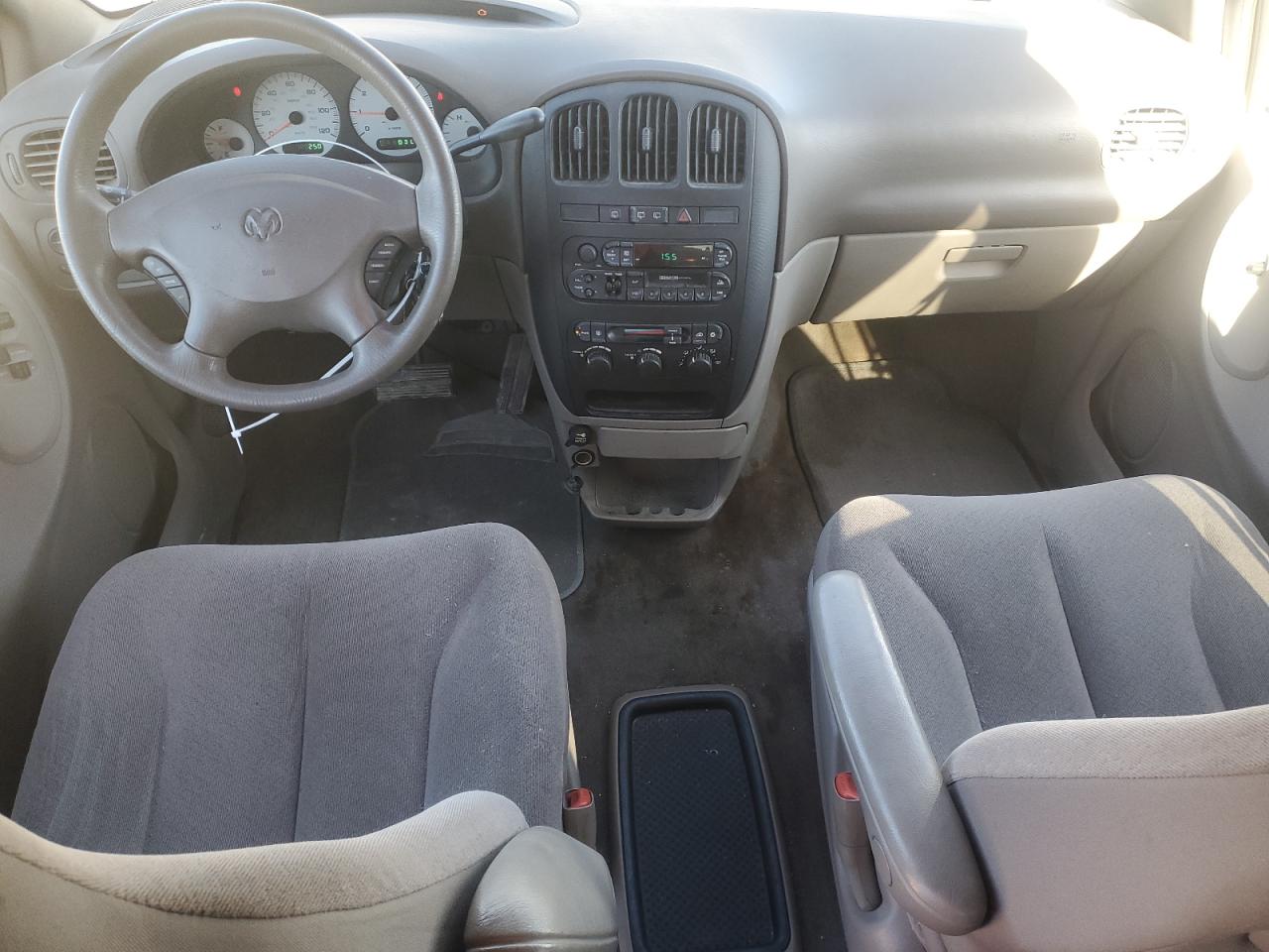 2002 Dodge Caravan - Image 8
