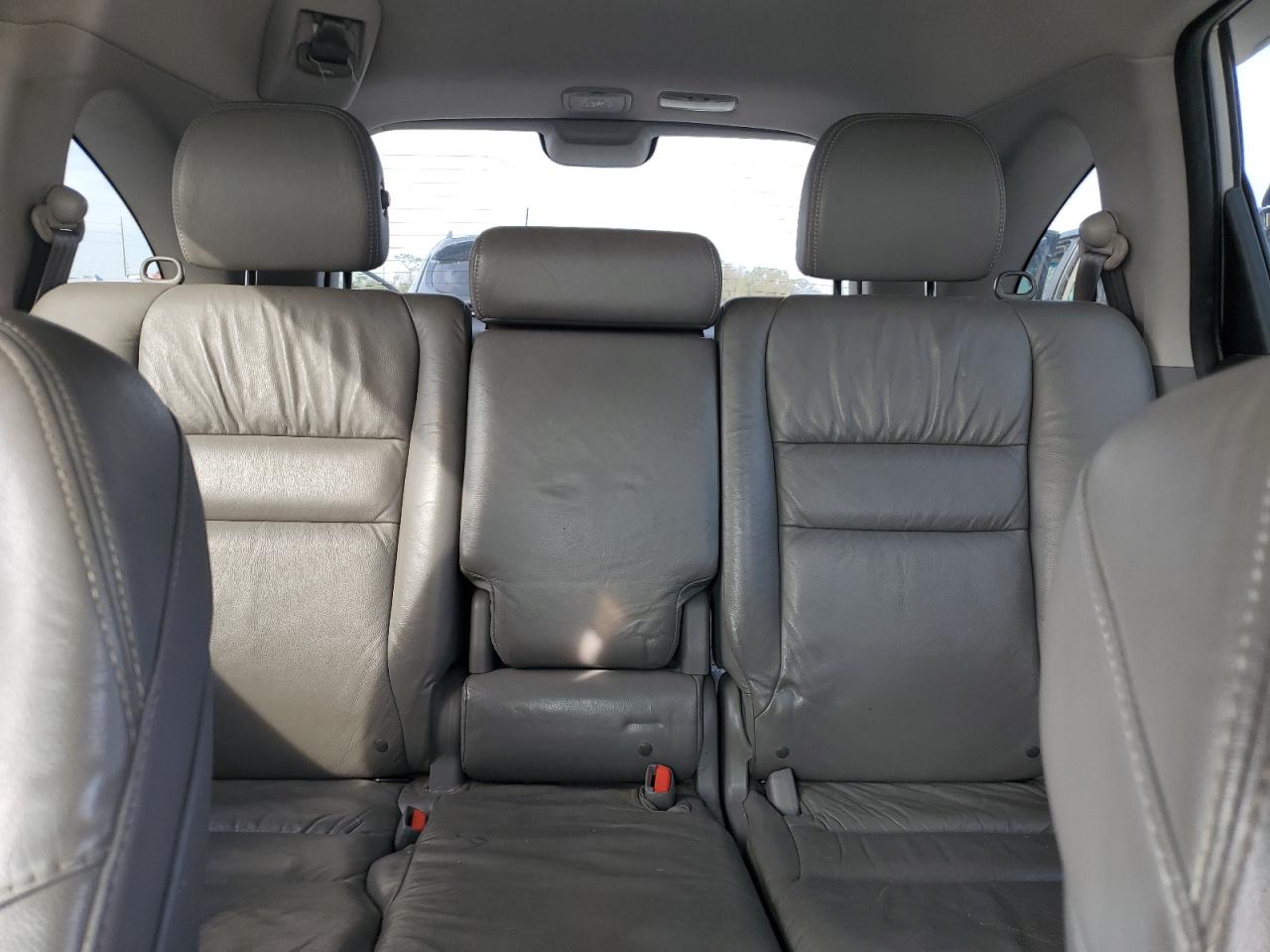 2010 Honda CR-V - Image 10