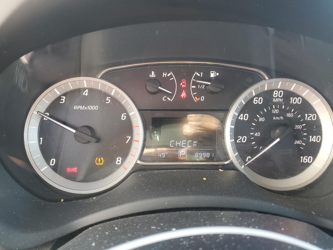 2015 Nissan Sentra - Image 9