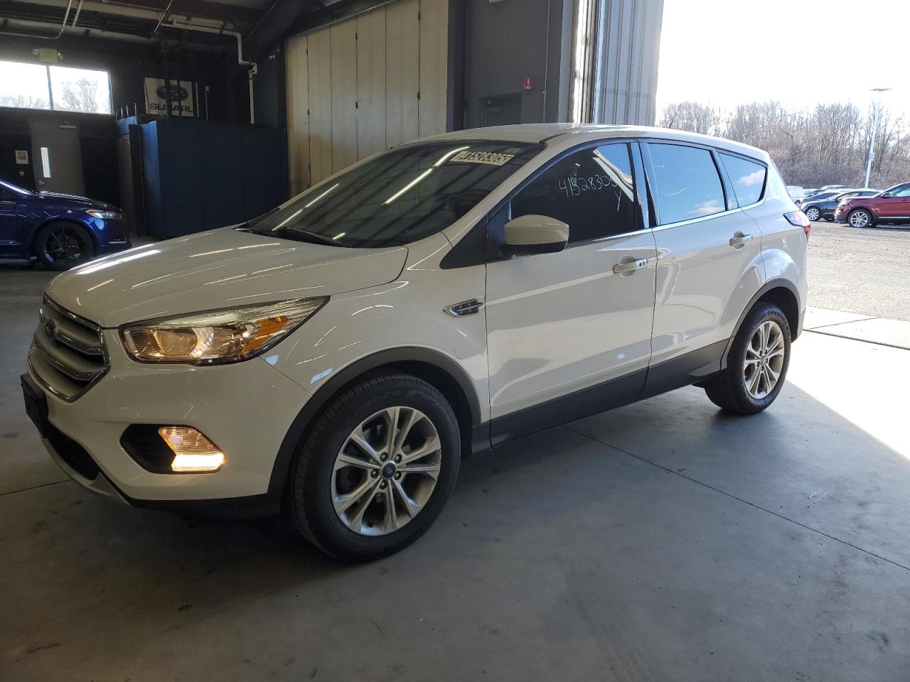 VIN 1FMCU0GDXKUB59948 2019 FORD ESCAPE no.1