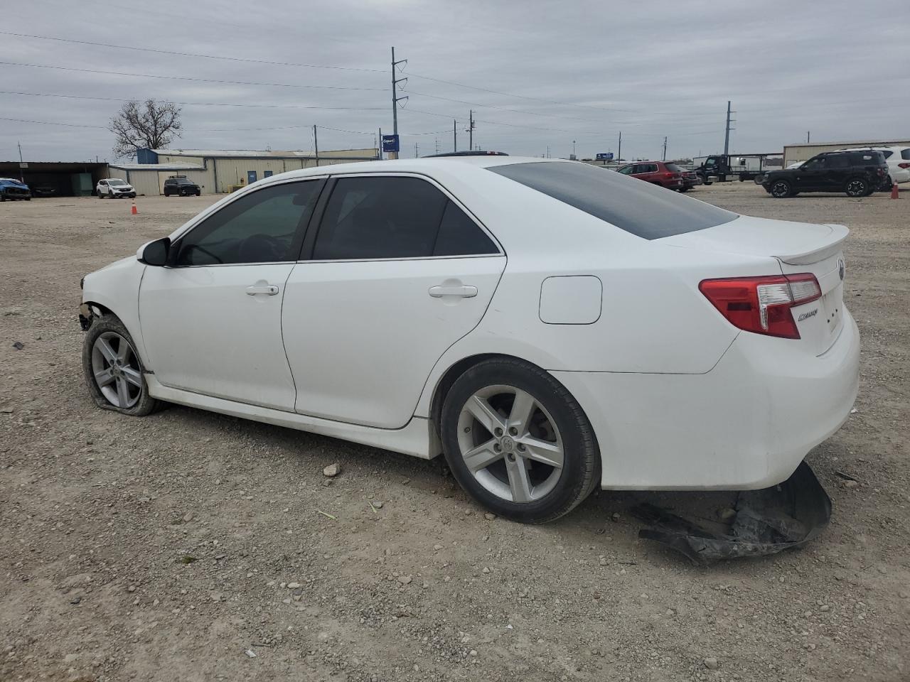 2014 Toyota Camry - Image 2