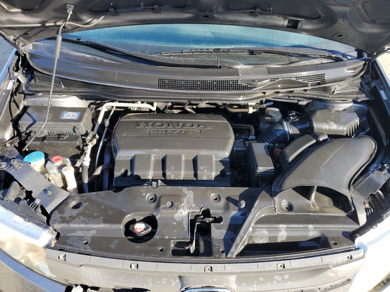 2012 Honda Odyssey - Image 12