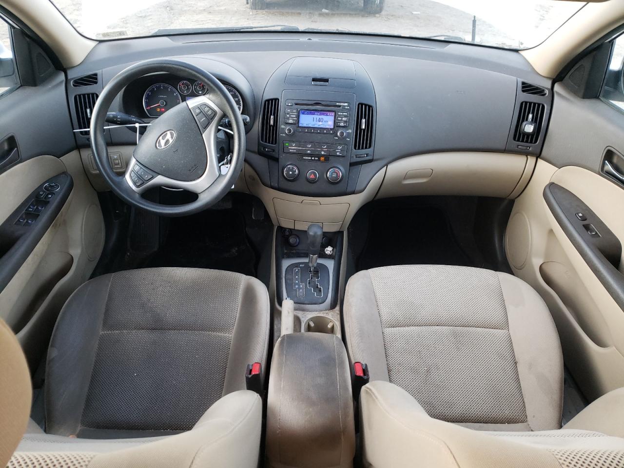 2012 Hyundai Elantra - Image 8