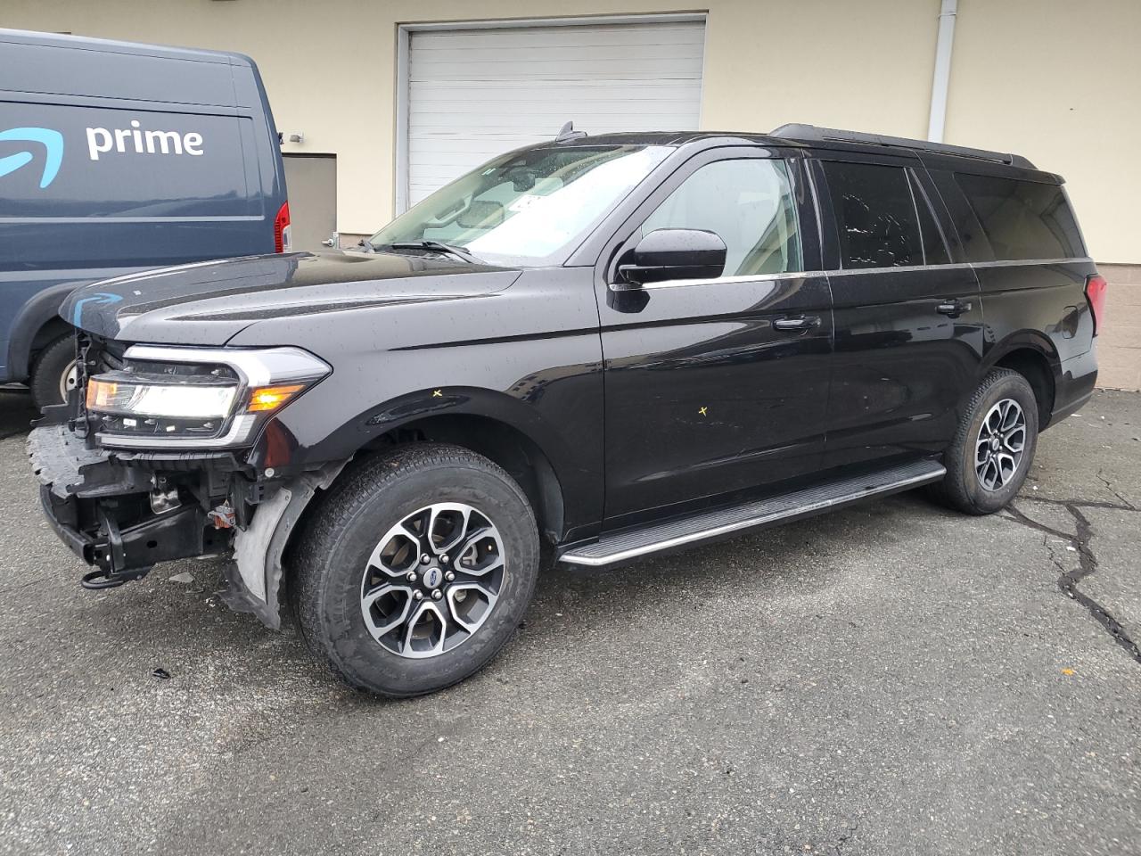 2023 Ford Expedition - Image 1