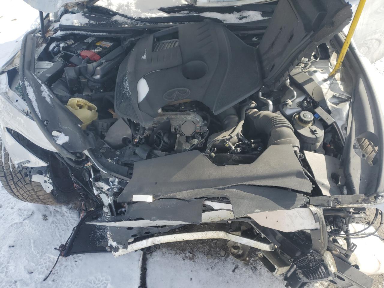 2017 Infiniti Q60 - Image 12