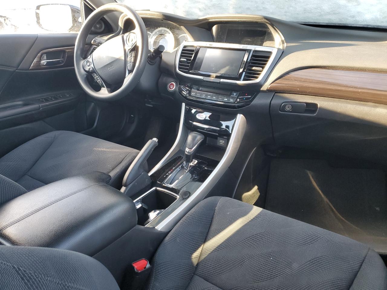2017 Honda Accord - Image 8