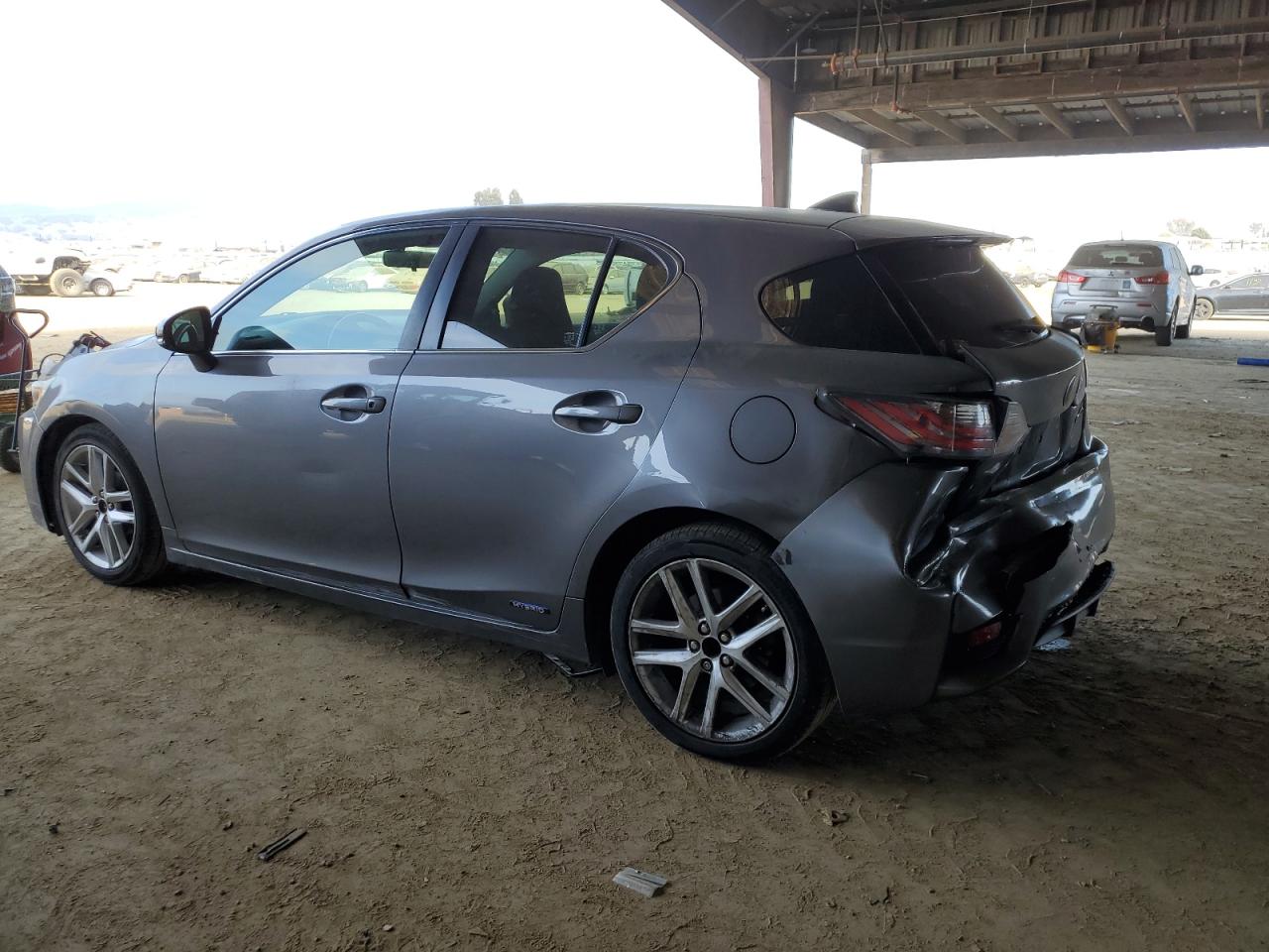 2016 Lexus CT - Image 2