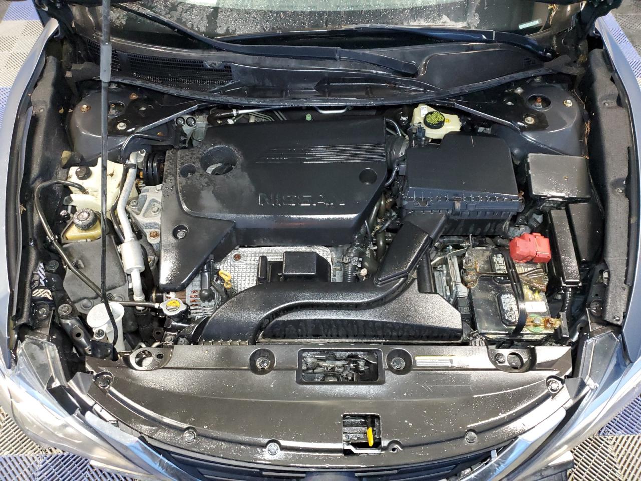 2017 Nissan Altima - Image 11