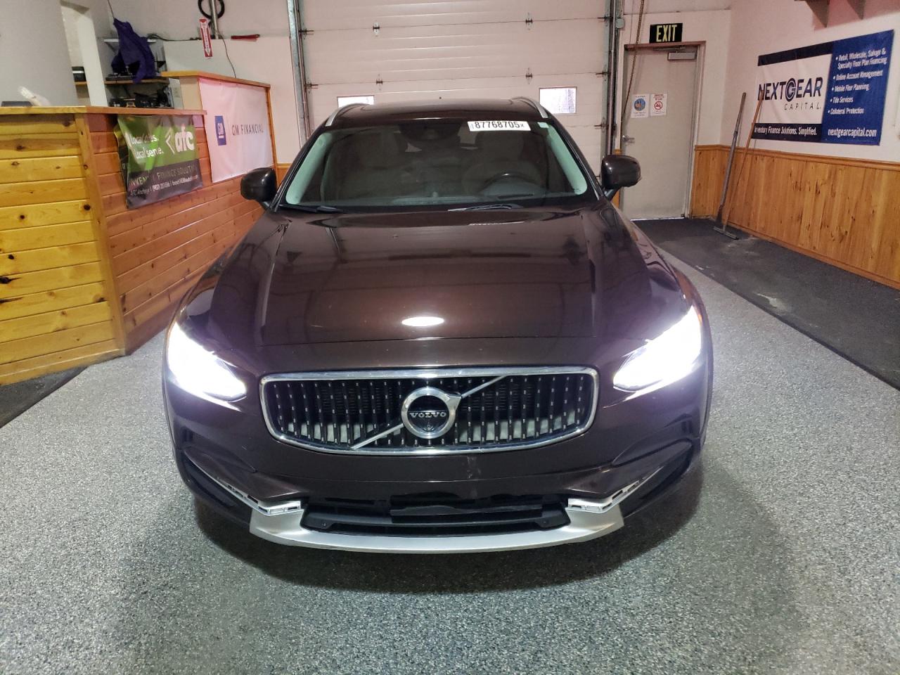 VIN YV4A22NL6J1022333 2018 VOLVO V90 no.5