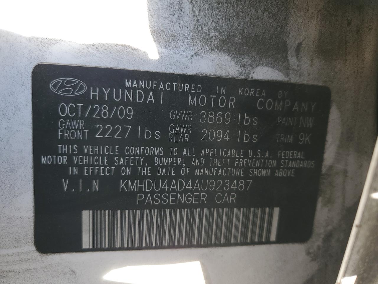2010 Hyundai Elantra - Image 12