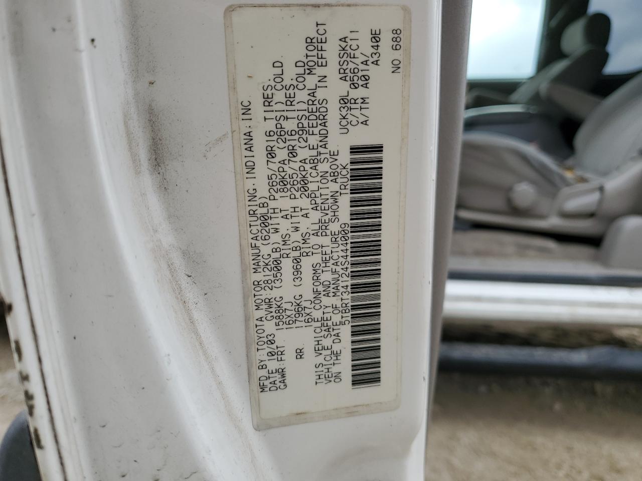 2004 Toyota Tundra - Image 12