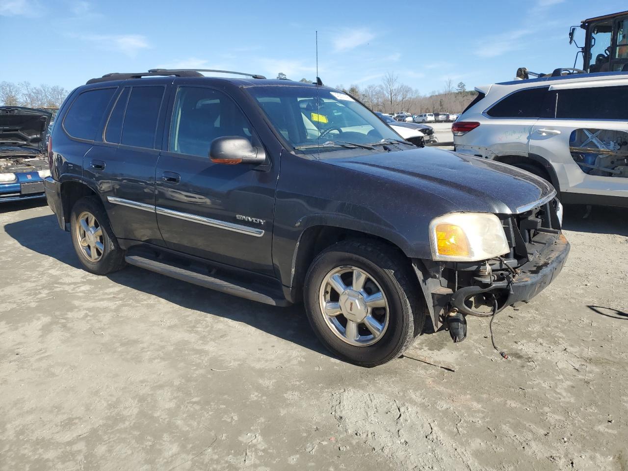2006 GMC Envoy - Image 4