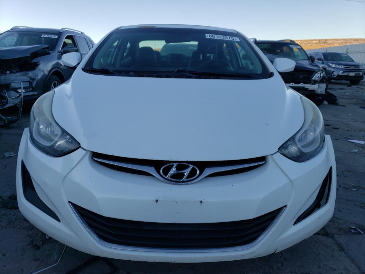 2016 Hyundai Elantra - Image 5
