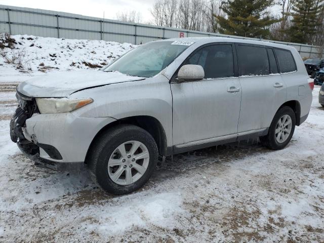  TOYOTA HIGHLANDER 2013 Серебристый