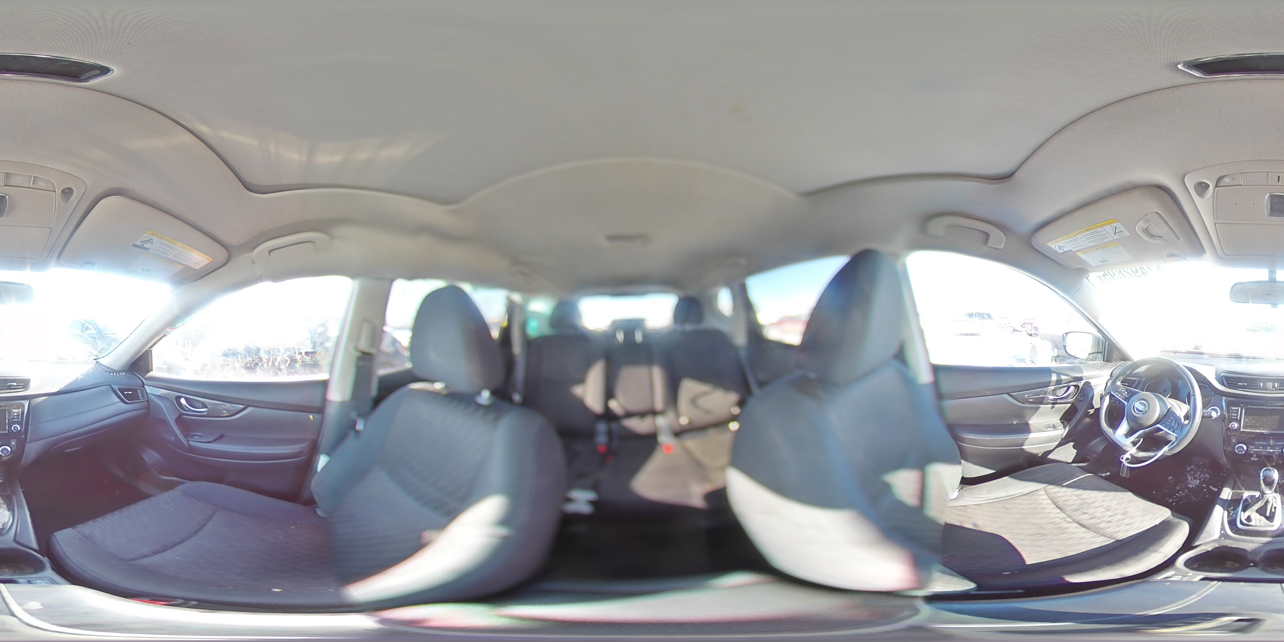 2018 Nissan Rogue - Image 14