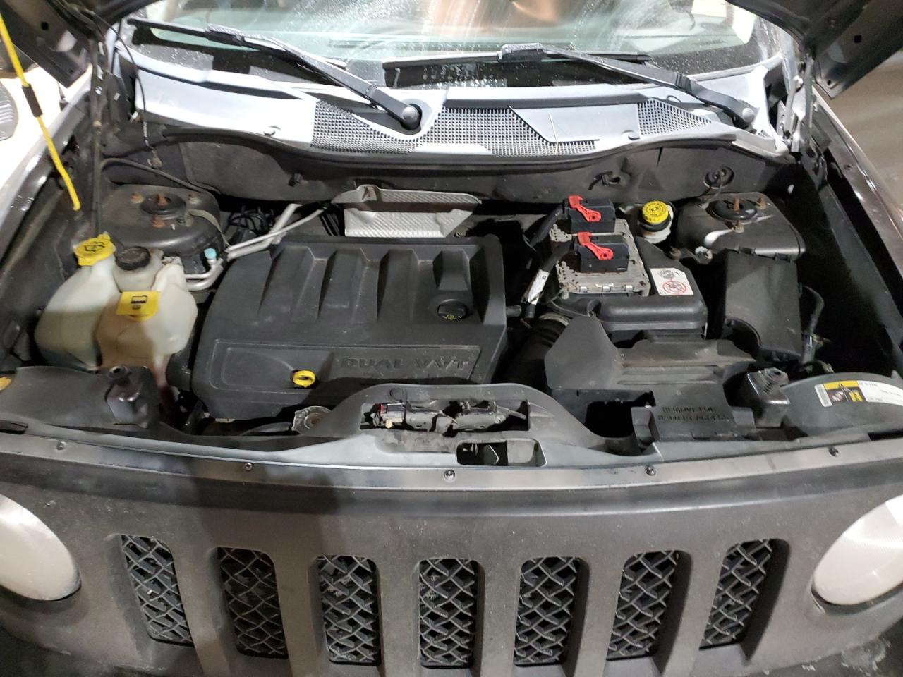2015 Jeep Liberty (Patriot) - Image 13