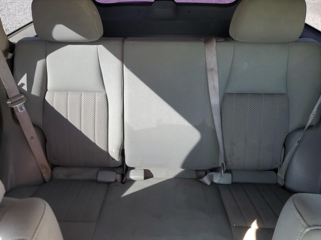 2005 Jeep Grand Cherokee - Image 10