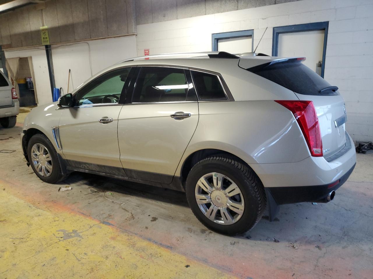 2015 Cadillac SRX - Image 2