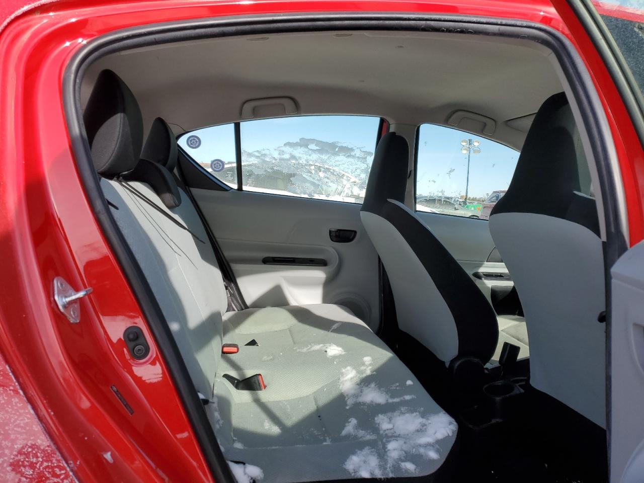 2014 Toyota Prius - Image 10