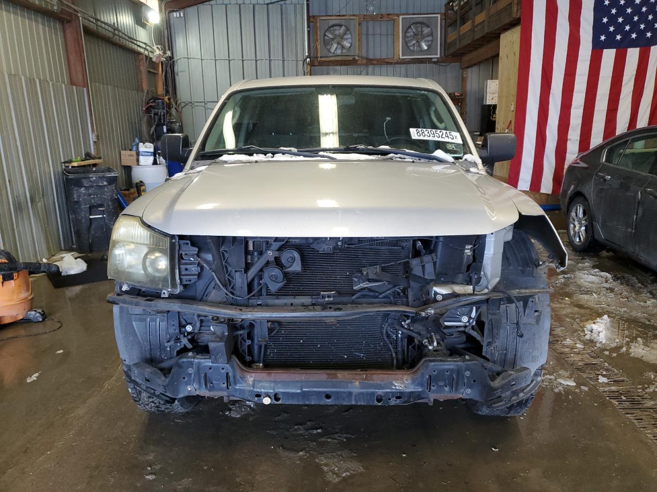 2010 Nissan Titan - Image 5