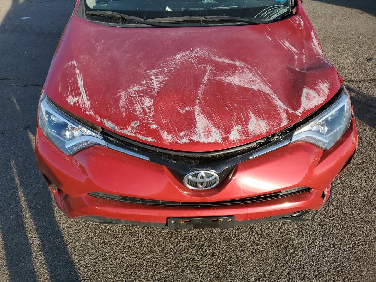 2016 Toyota RAV 4 - Image 12