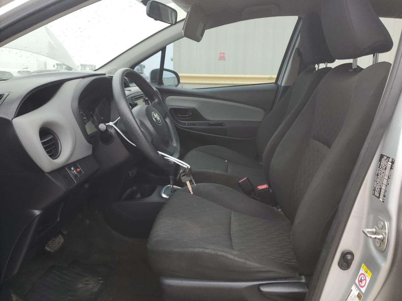 2016 Toyota Yaris - Image 7