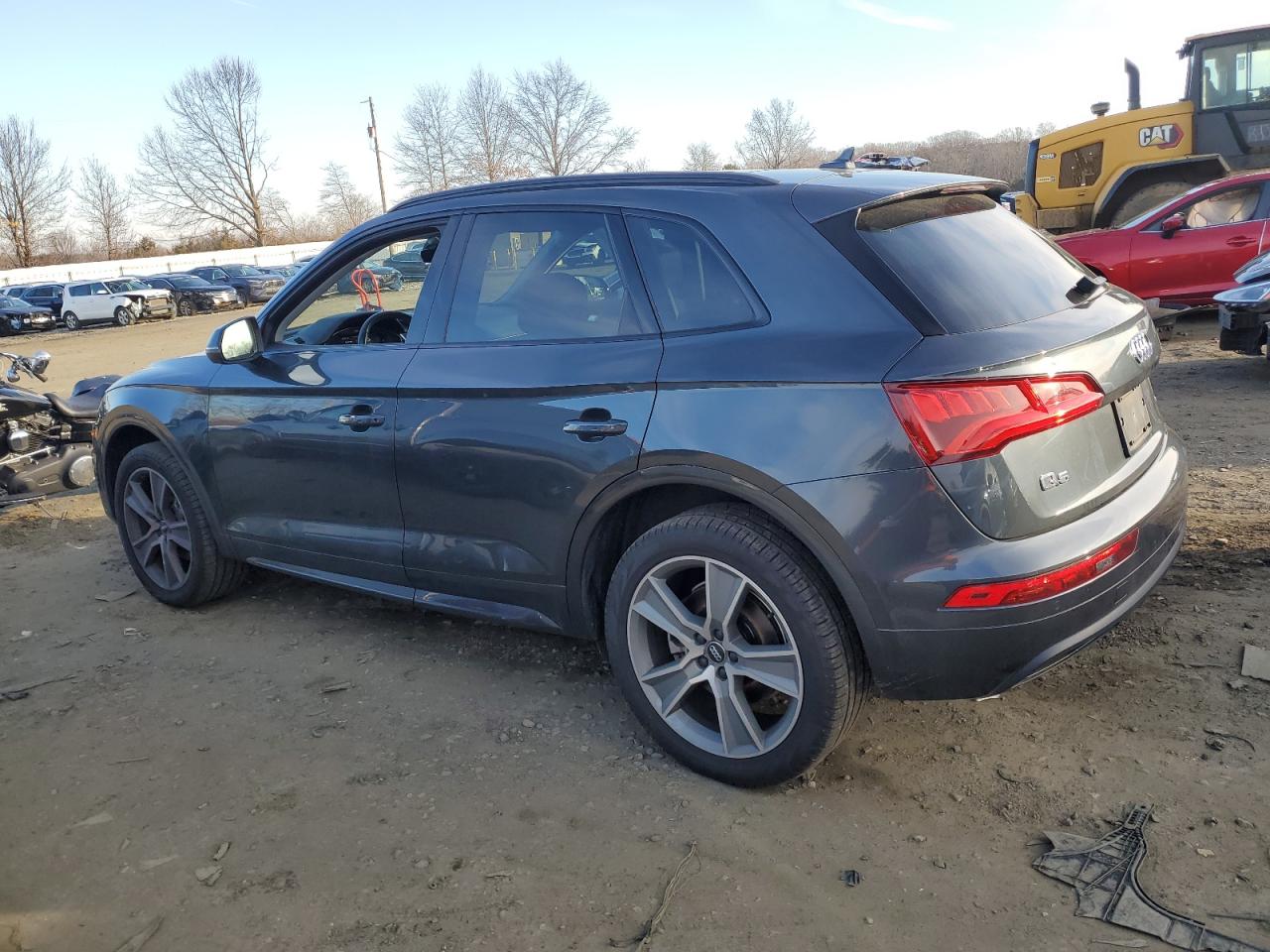 WA1BNAFY3K2071823 2019 AUDI Q5 - Image 2