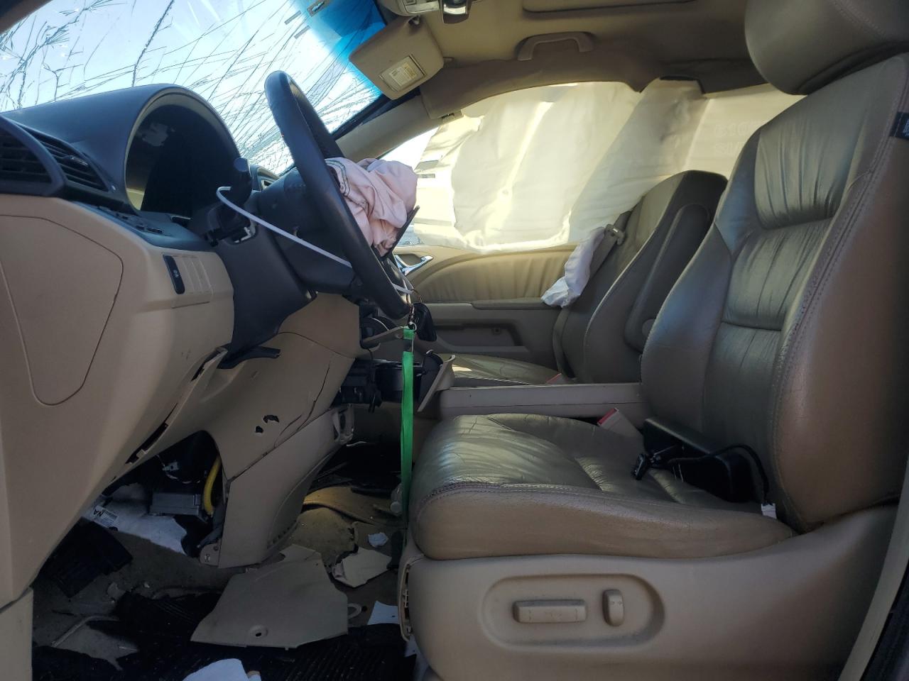 2008 Honda Odyssey - Image 7