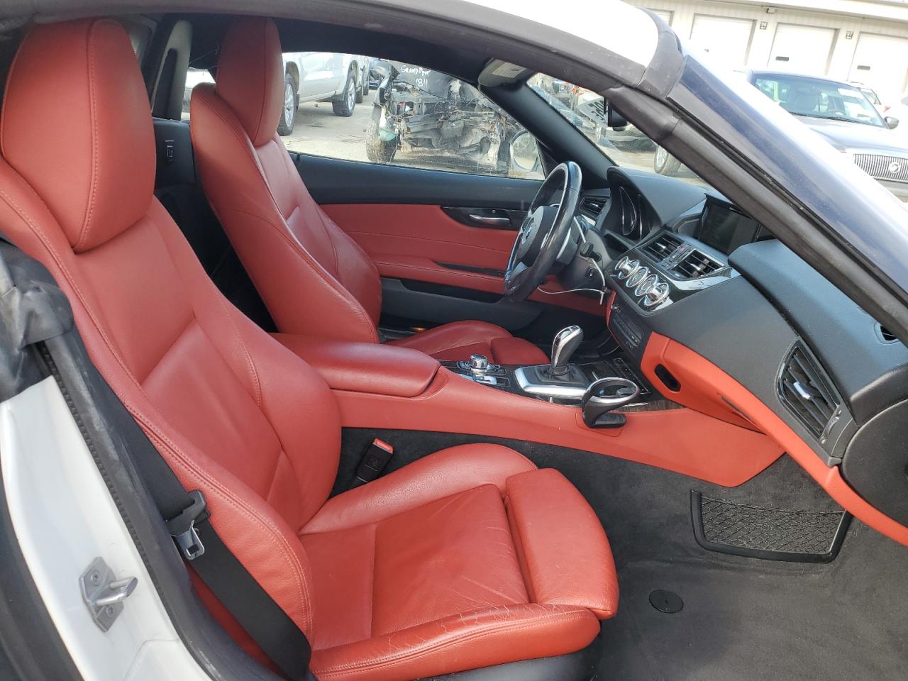 2016 BMW Z4 - Image 11