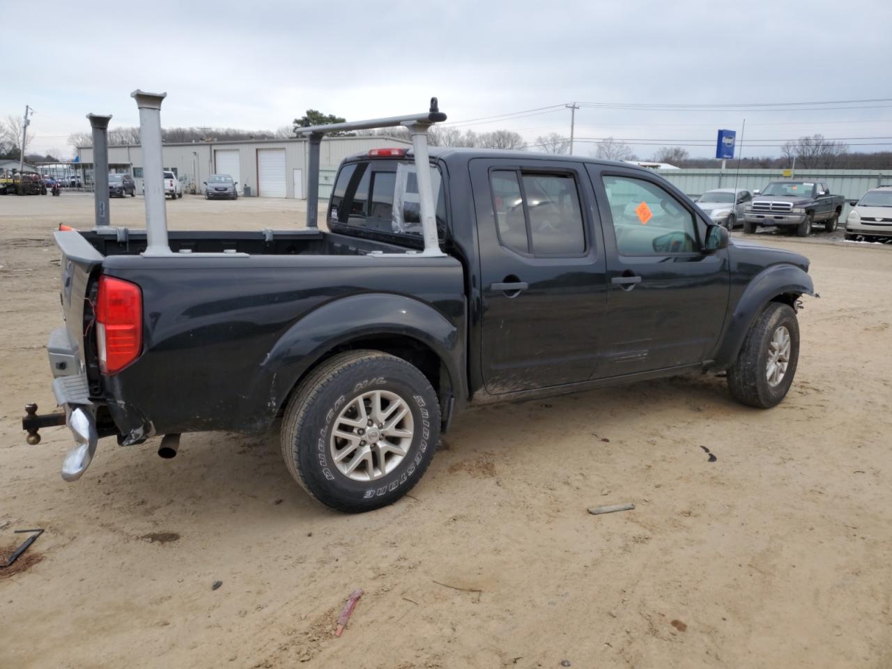2015 Nissan Navara (Frontier) - Image 3