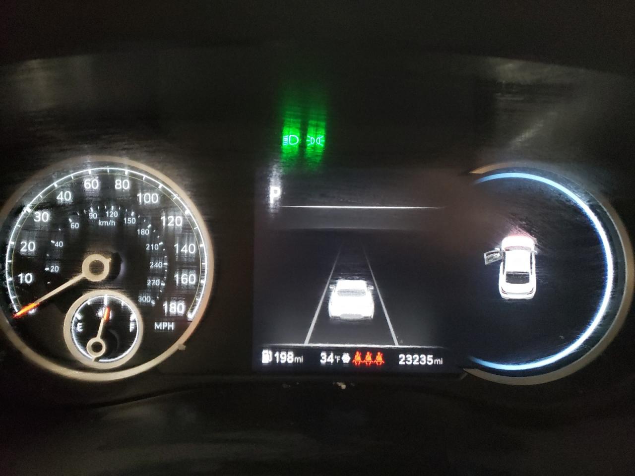 2024 Genesis G70 - Image 9