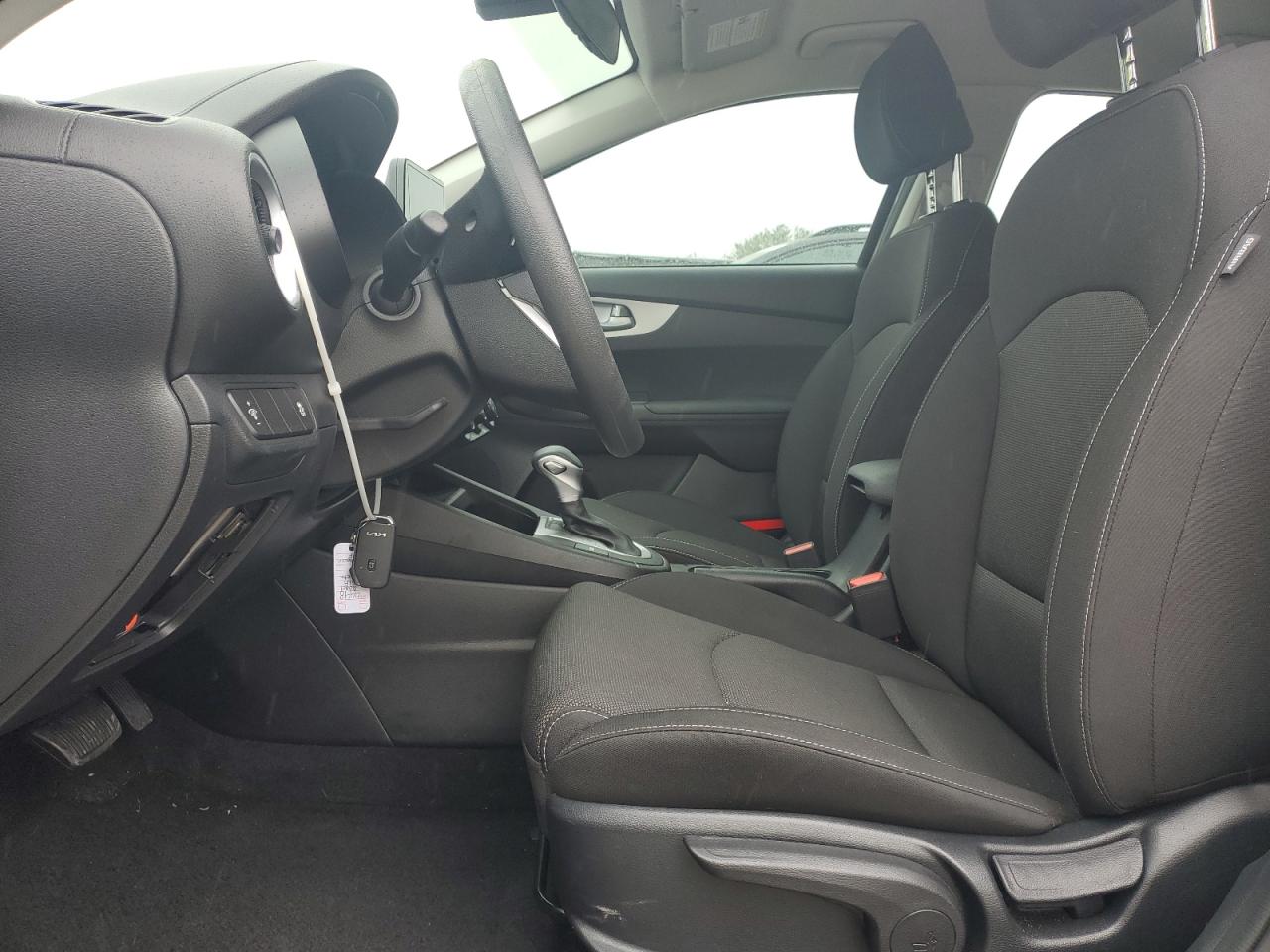 2024 Kia Forte - Image 7