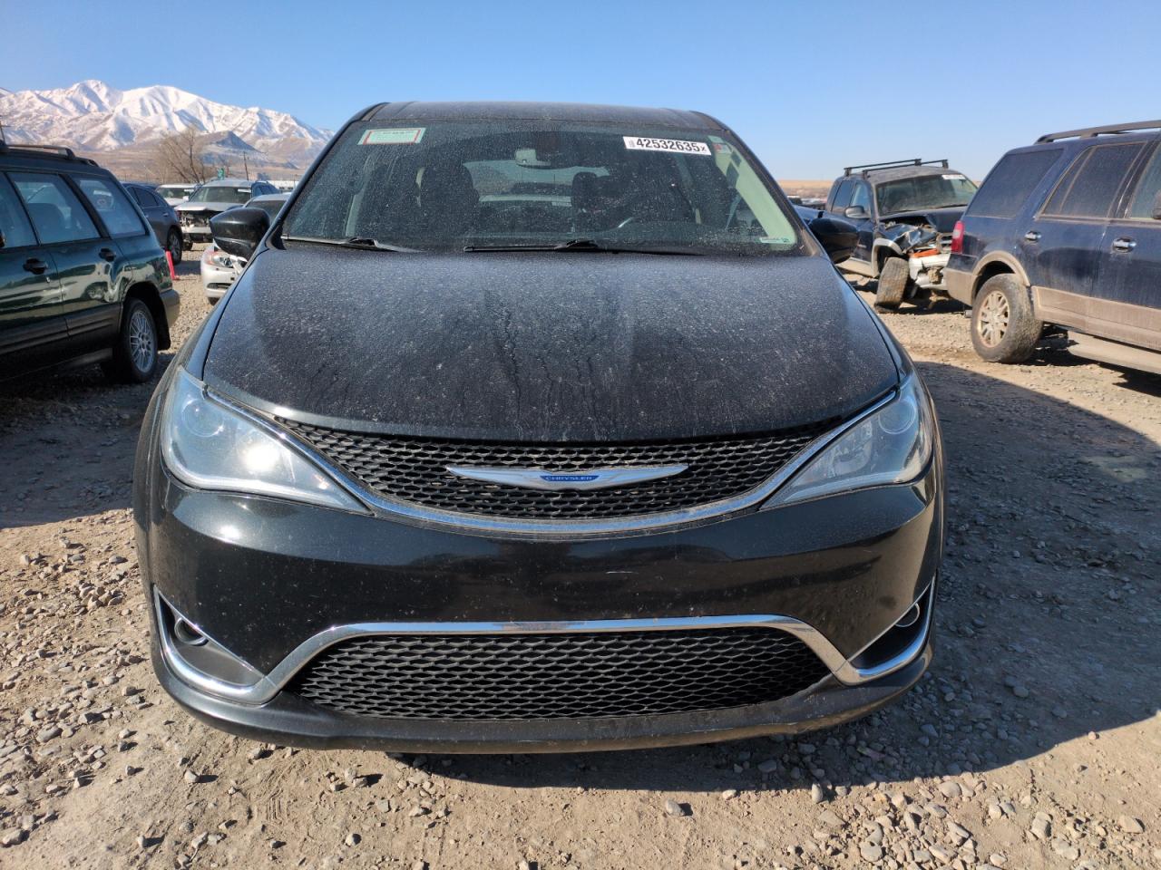 2019 Chrysler Pacifica - Image 5