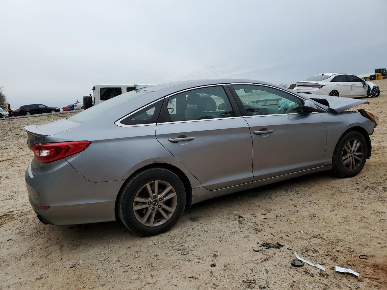 2015 Hyundai Sonata - Image 3