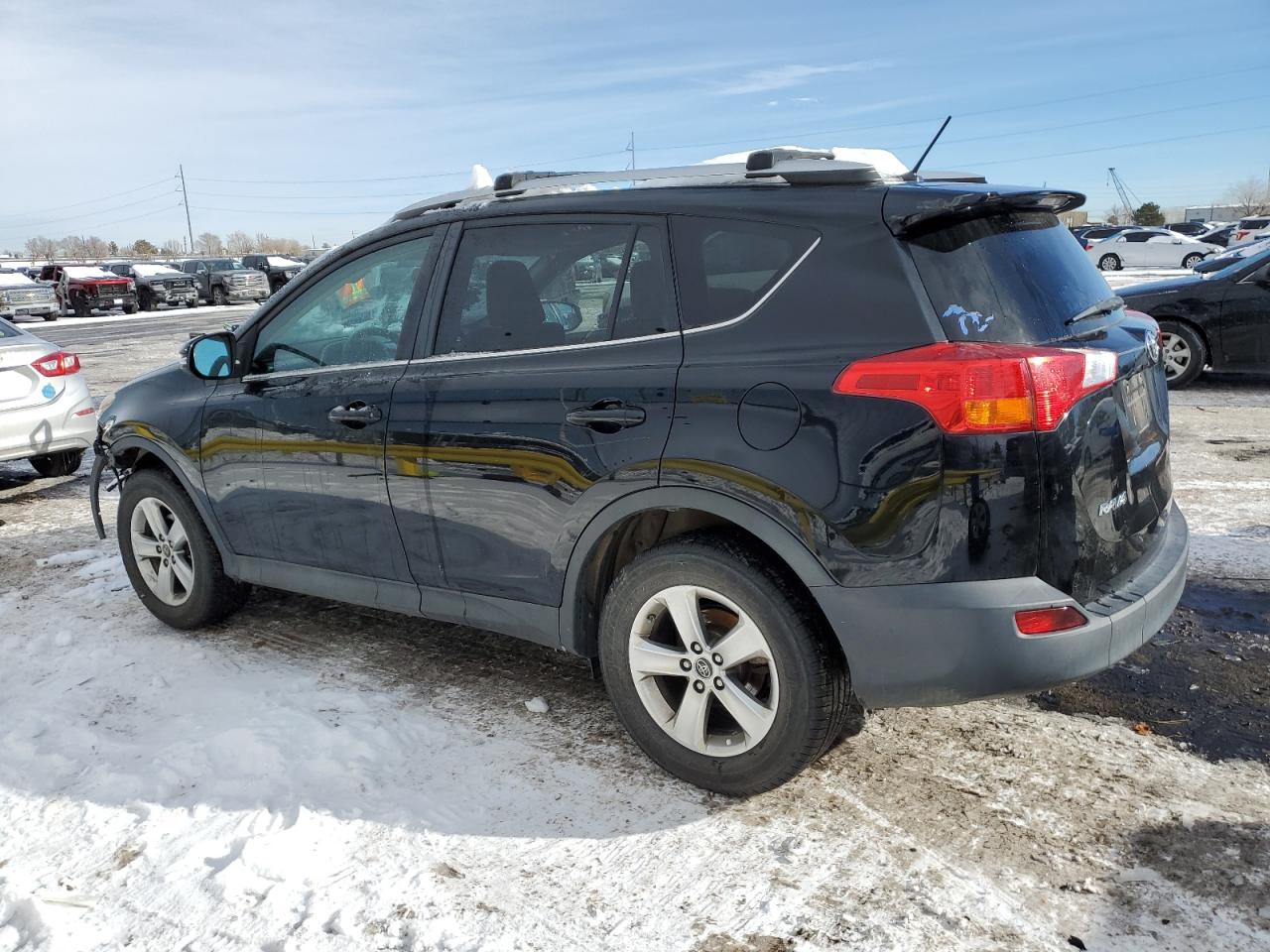2015 Toyota RAV 4 - Image 2