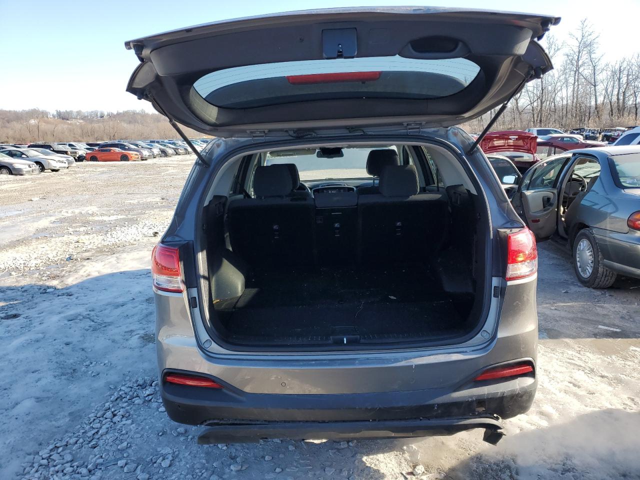 2016 Kia Sorento - Image 6