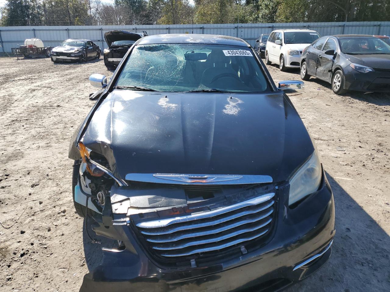 2011 Chrysler 200 - Image 5