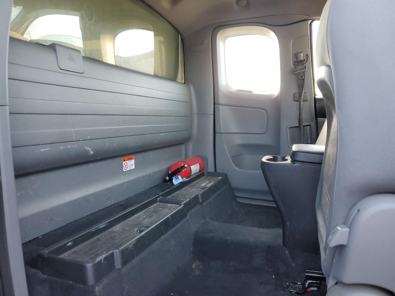 2015 Toyota Tacoma - Image 10