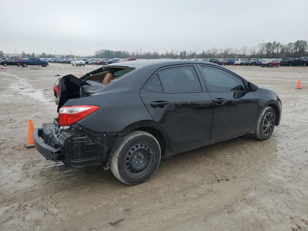 2015 Toyota Corolla - Image 3