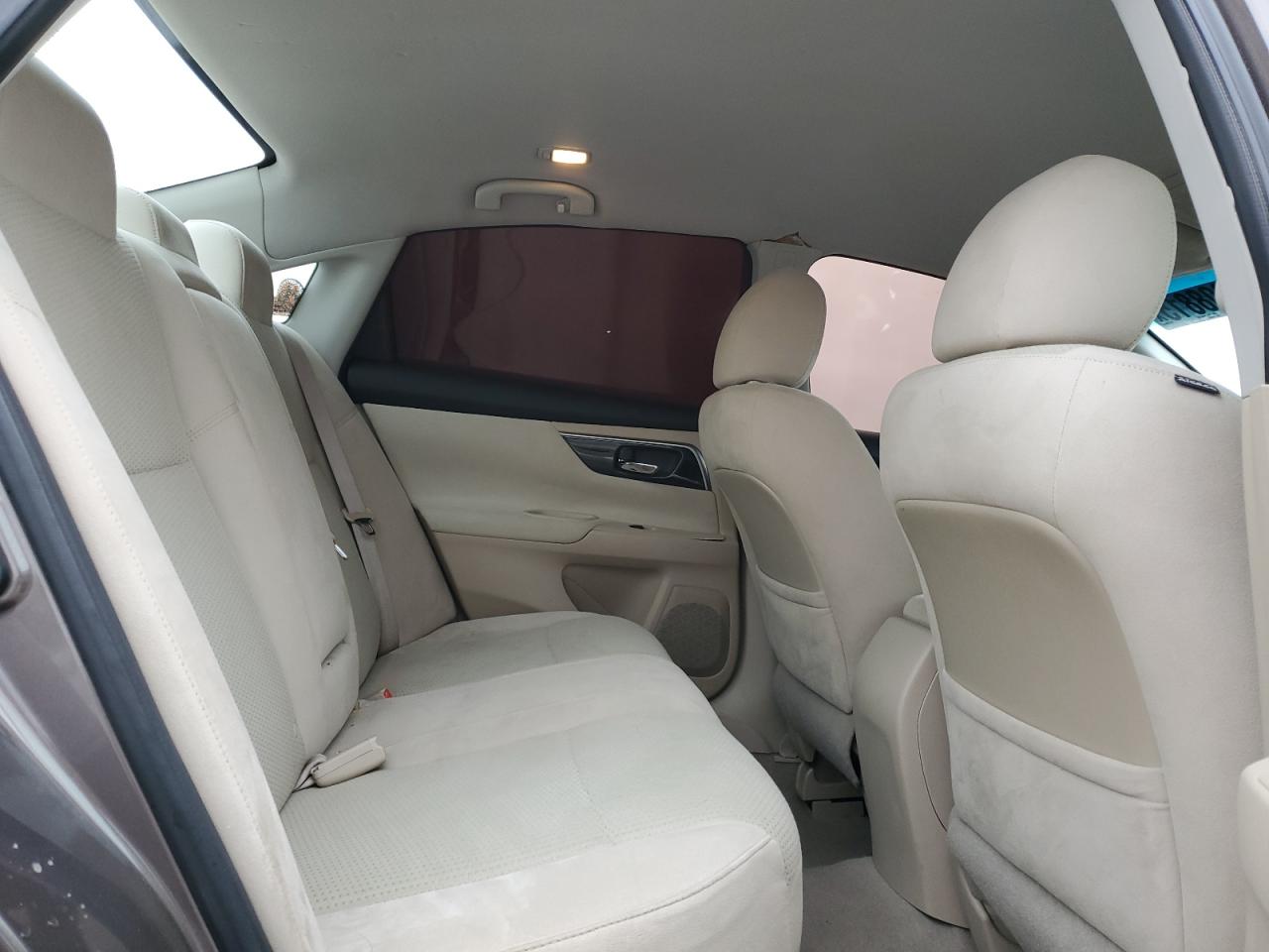 2014 Nissan Altima - Image 10