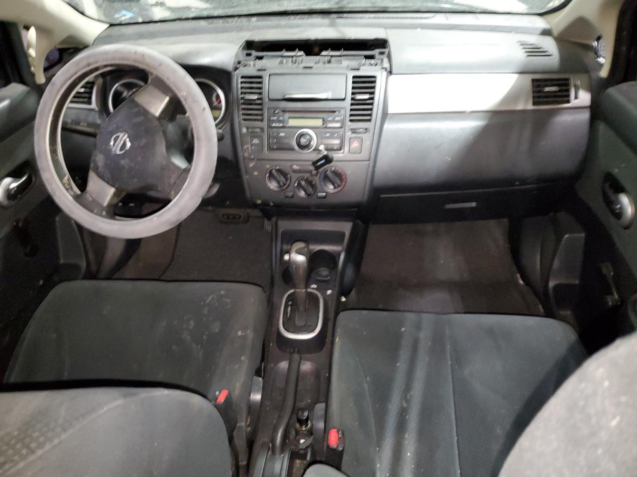 2010 Nissan Versa - Image 8