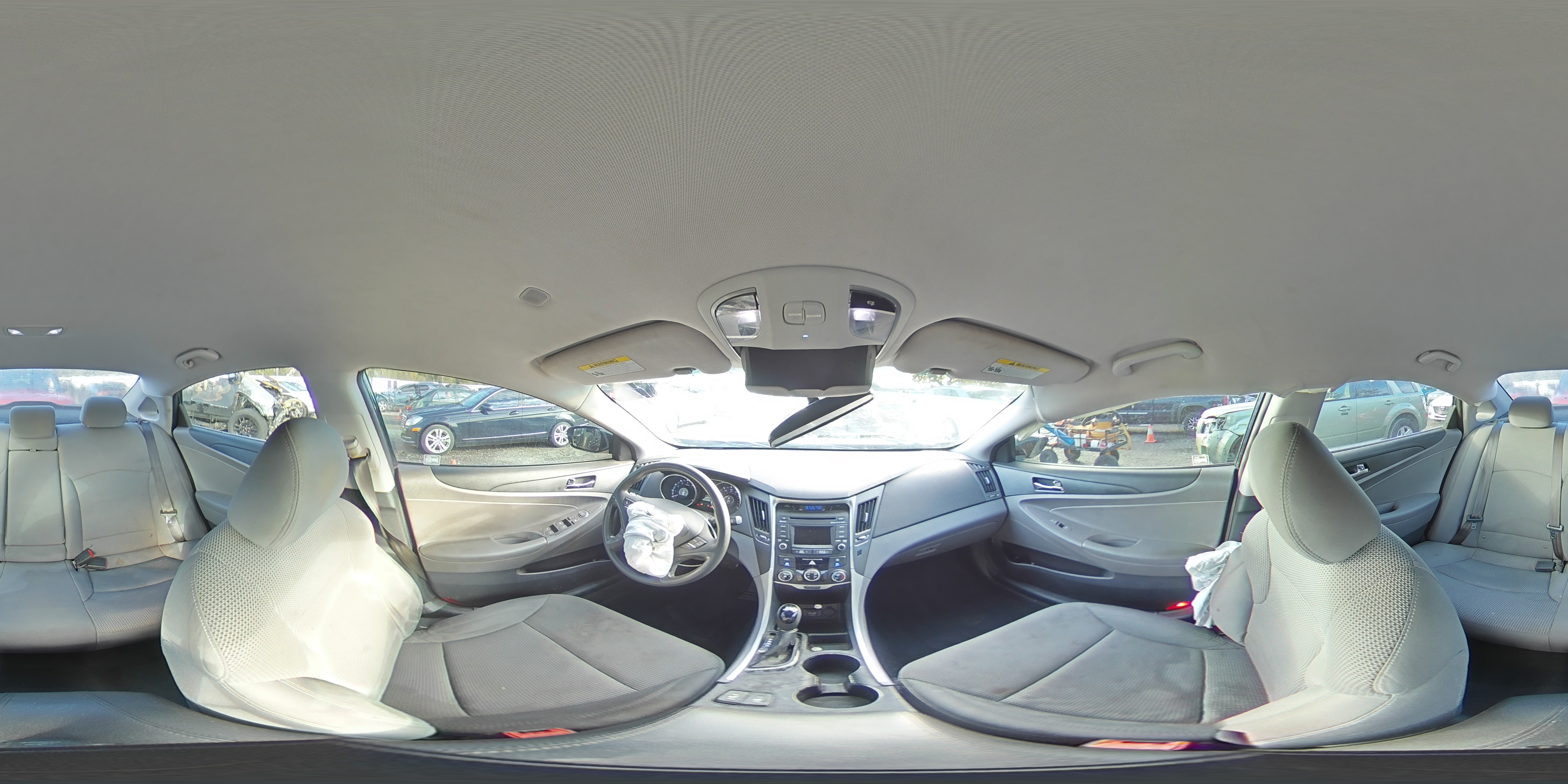 2014 Hyundai Sonata - Image 12