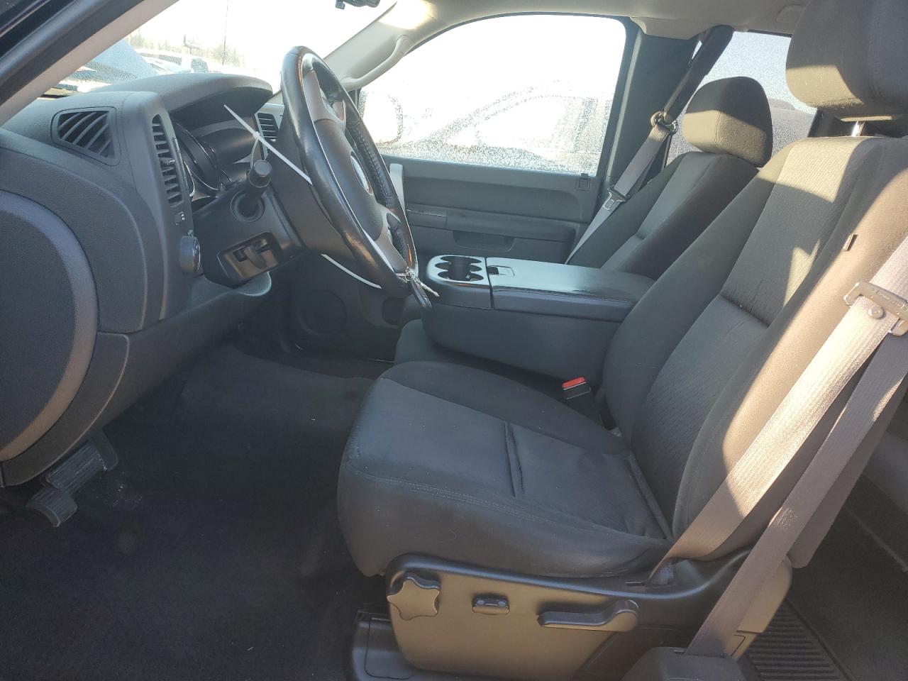 2011 GMC Sierra - Image 7
