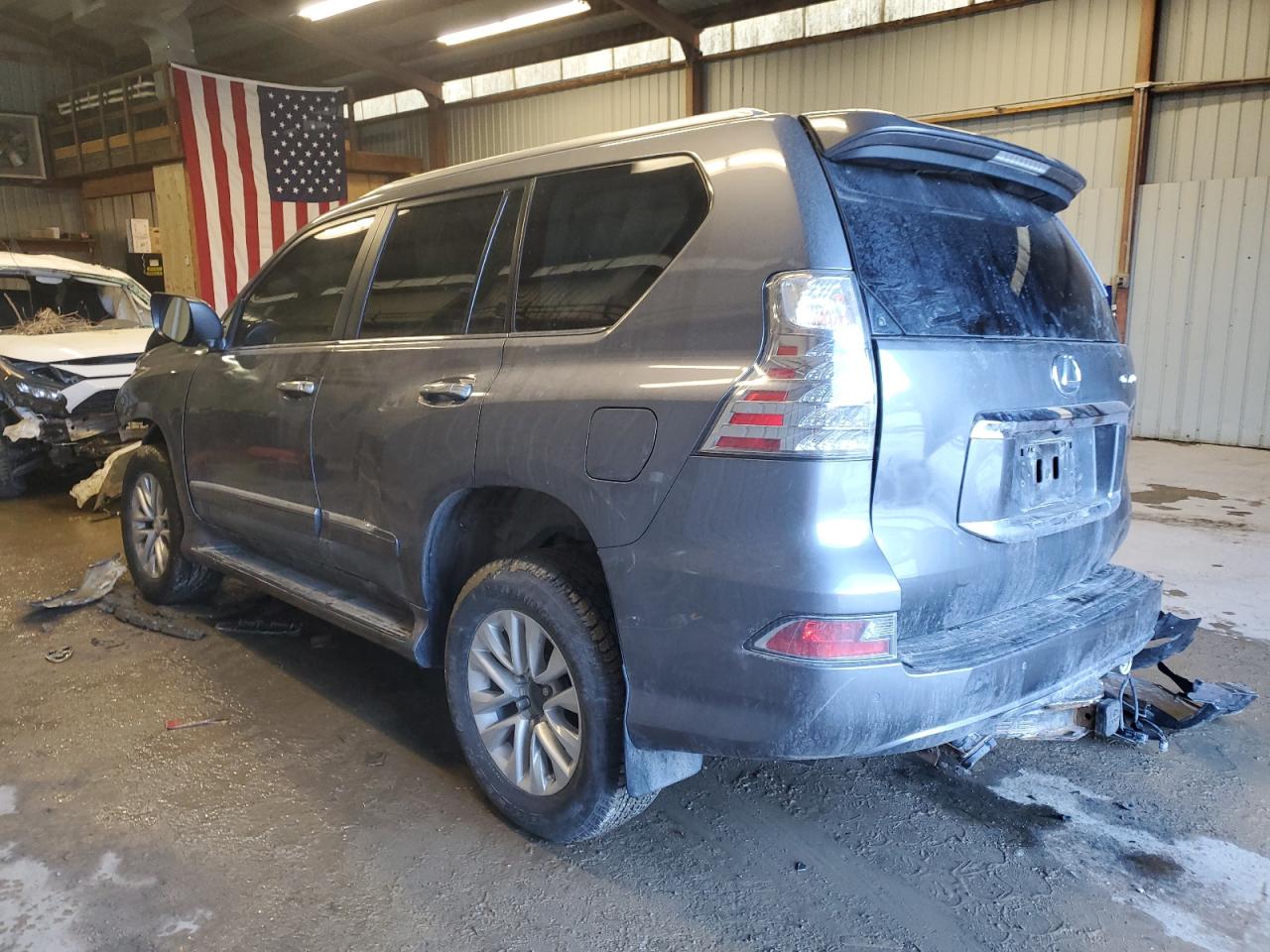 2018 Lexus GX - Image 2