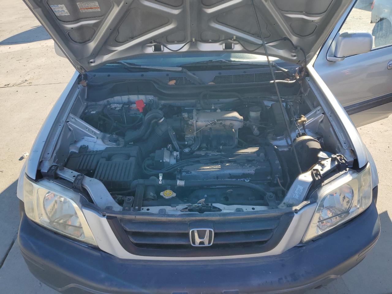 1998 Honda CR-V - Image 12