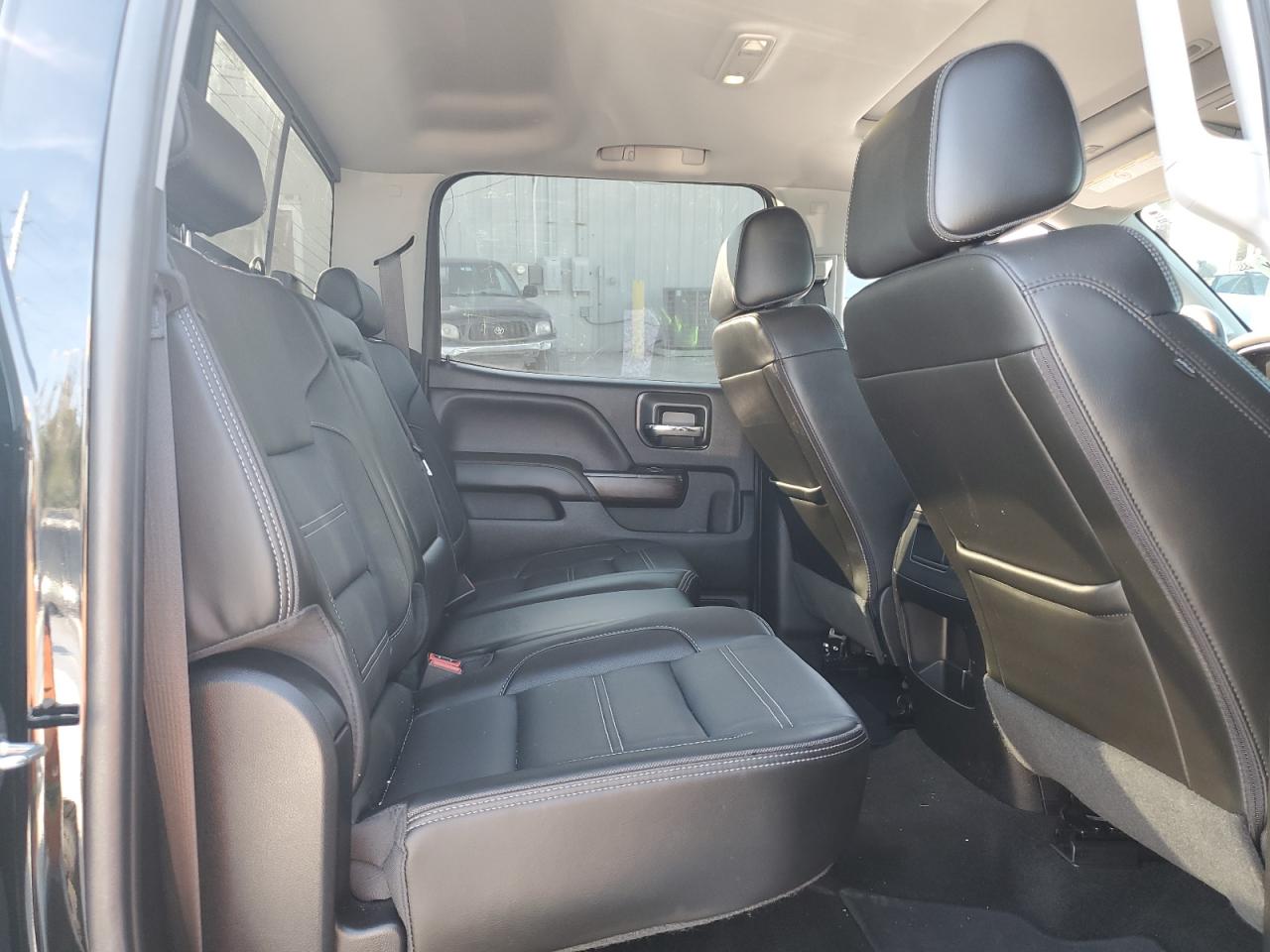 2018 GMC Sierra - Image 10