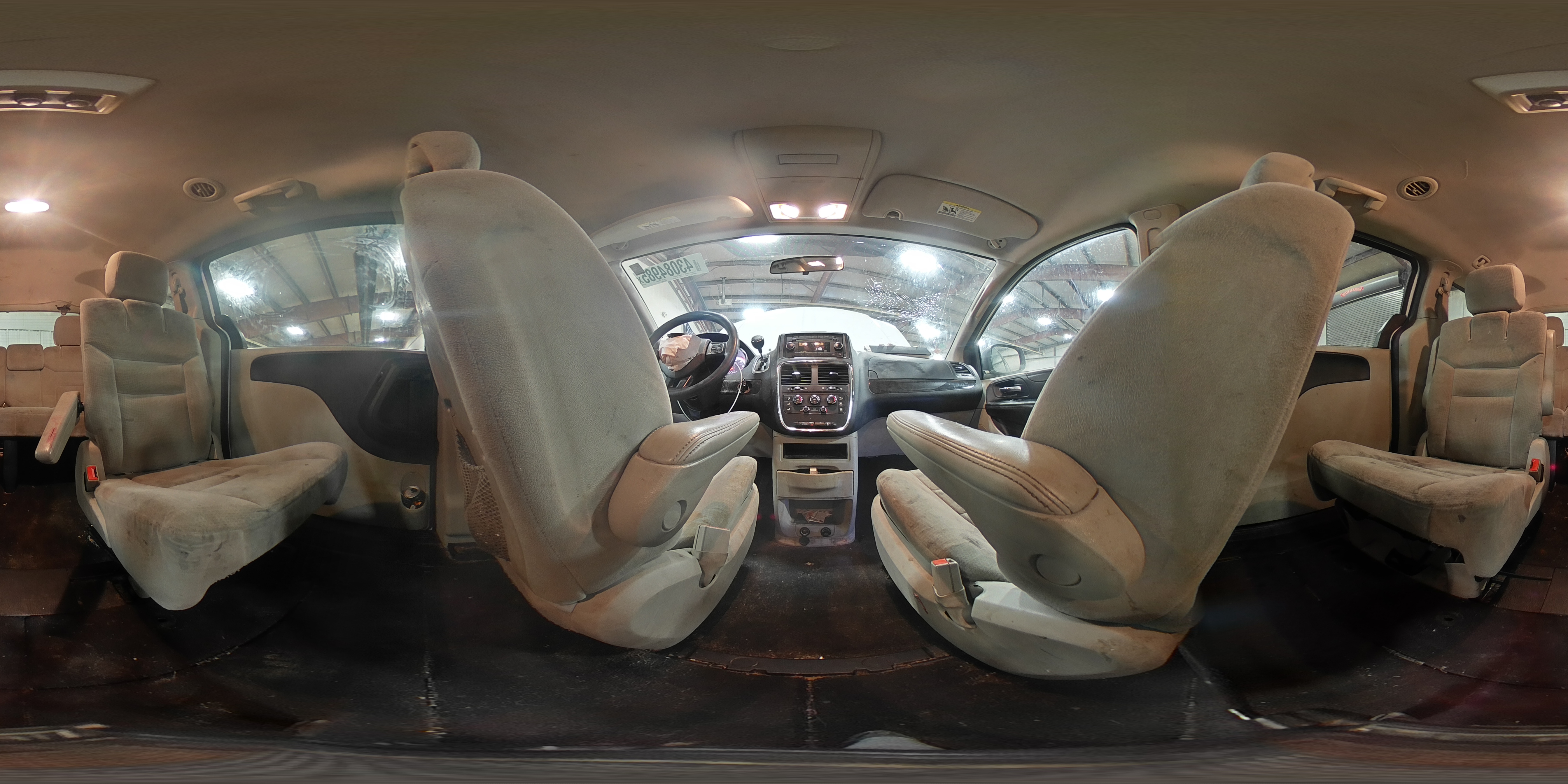 2014 Dodge Caravan - Image 15
