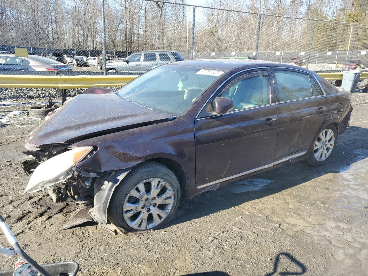 2012 Toyota Avalon - Image 1